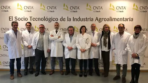 Visita de representantes del Senado al CNTA de San Adri&aacute;n