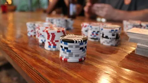 Las mejores ideas de regalo para tu compa&ntilde;ero de p&oacute;ker por San Valent&iacute;n