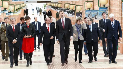 El Rey ha inaugurado la Feria Internacional de Maquinaria Agricola 2018, acompa&ntilde;ado por el presidente de Arag&oacute;n, Javier Lamb&aacute;n, la ministra de Agricultura, Isabel Garc&iacute;a Tejerina, los consejeros Marta Gast&oacute;n y Joaqu&iacute;n Olona