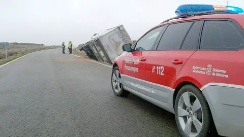 As&iacute; se ha quedado el cami&oacute;n tras el accidente.
