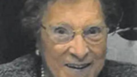Elena Sanz Valles