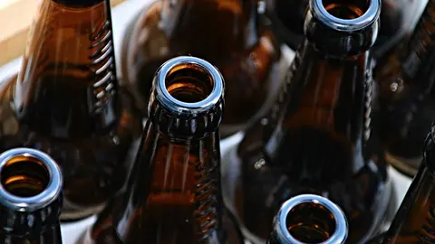 beer-bottles-3151245_1920