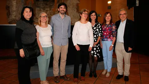 Pilar Moreno (directora de Limpiezas Pilar Moreno); Paz Fern&aacute;ndez (directora gerente del SNE NL), Eneko Larrarte (alcalde de Tudela), Bego&ntilde;a Urdiain (responsable Agencia de Empleo de Tudela); Remedios Pablos (Asociaci&oacute;n de Empresarios de Tudela); Gema Ma&ntilde;u (Directora General de Inclusi&oacute;n y Protecci&oacute;n Social) y Patxi Tu&ntilde;&oacute;n (director general Observatorio de la Realidad Social, Planificaci&oacute;n y Evaluaci&oacute;n de Pol&iacute;ticas Sociales).