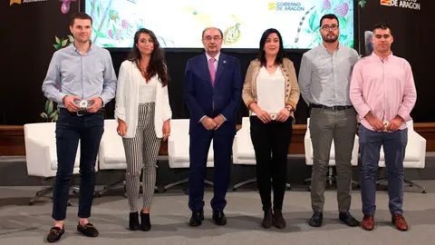 El Gobierno de Arag&oacute;n quiere rendir homenaje a los m&aacute;s de 1.000 j&oacute;venes agricultores que a lo largo de esta legislatura se est&aacute;n incorporando al sector, a trav&eacute;s del acto %22Agricultores j&oacute;venes con denominaci&oacute;n de origen%22