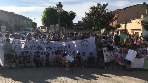 Manifestaci&oacute;n Pediatr&iacute;a en Bu&ntilde;uel