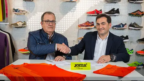 Acuerdo entre el Ribera Navarra FS y Joma