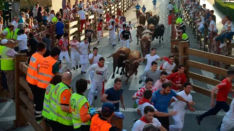 Encierro y vaquillas d&iacute;a 27 - 12