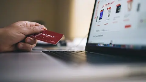 El recorrido de tu tarjeta cuando compras en Internet