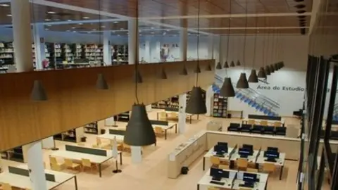 Biblioteca de Corella