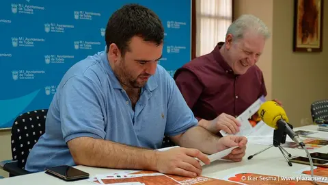 Luis Salcedo (Remigio) y Javier G&oacute;mez Vidal (edil de Turismo)