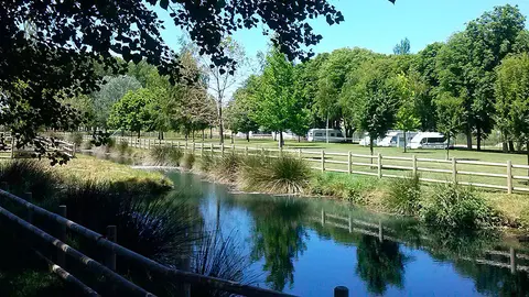 &Aacute;rea de Autocaravanas de &Aacute;greda