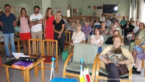 Al acto asisti&oacute; el alcalde Eneko Larrarte, socios de MAGMA y representantes del Ayuntamiento