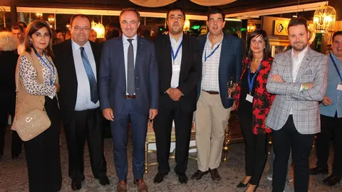 Yolanda Ib&aacute;&ntilde;ez (Secretaria General UPN), Jos&eacute; Mar&iacute;a Cambra (Kerus Comunicaci&oacute;n), Javier Esparza (Presidente UPN), Mario Fabo (Alcalde de Marcilla), Luis Casado (Parlamentario UPN), Raquel Garbayo (Alcaldesa de Cintru&eacute;nigo) y Alejandro Toquero