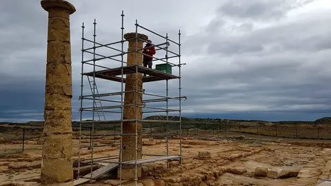 Restauraci&oacute;n en Los Ba&ntilde;ales 1