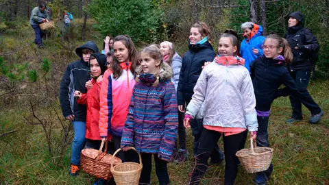 Los ni&ntilde;os fueron los aut&eacute;nticos protagonistas de la jornada micol&oacute;gica que se celebr&oacute; en Longas el pasado fin de semana