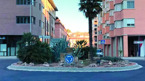 Reabierta al tr&aacute;fico la rotonda de Raquel Meller de Tarazona