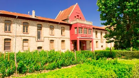 Bodegas Marqu&eacute;s de Montecierzo fachada