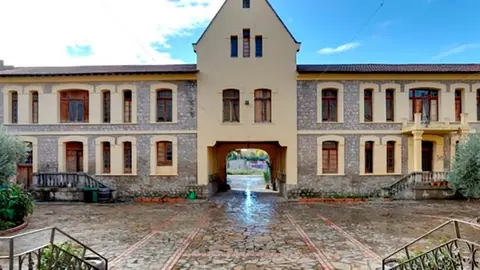Bodegas Marqu&eacute;s de Montecierzo patio