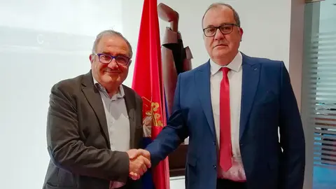 La Escuela del Ribera Navarra FS firma un convenio de colaboración con el CA Osasuna
