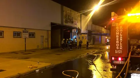 Incendio en Eventos L&aacute;zaro de Corella