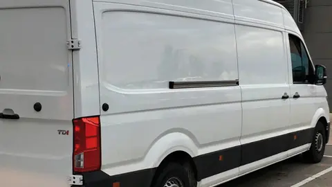 Una de las furgonetas detenidas