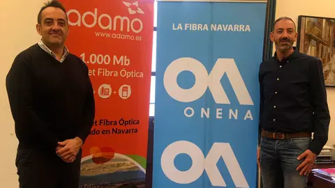 Firma del acuerdo entre Onena y el Ayuntamiento de Corella