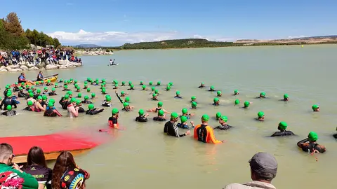 Un momento del segundo triatlón que se disputó en Ejea de los Caballeros organizado por el Club Triatlón 5 Villas el pasado sábado