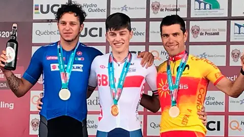 Eduardo Santas gana dos medallas de bronce