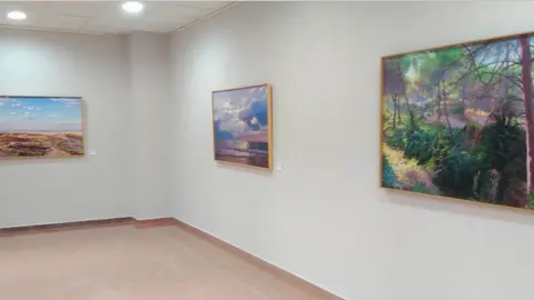 La Sala de Exposiciones del Centro Cultural Polivalente de Sádaba acoge hasta el 25 de agosto la muestra pictórica de Juan Rodriguez.