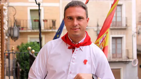 &Oacute;scar Bea Trincado vivir&aacute; sus primeras fiestas como alcalde de Cintru&eacute;nigo
