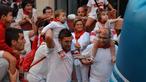 Gigant&oacute;n, fiestas de Cintru&eacute;nigo'19 d&iacute;a 9 - 45