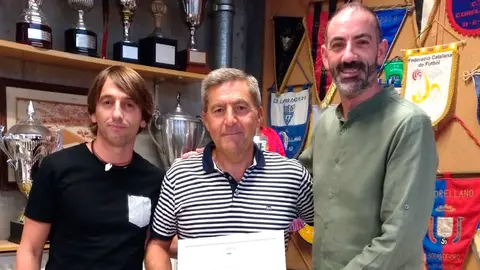 José Miguel Sanz recoge el diploma de la FIFA