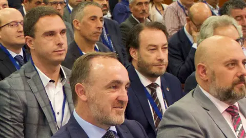 El Rector de la UPNA Ramón Gonzalo García en la gala de AER
