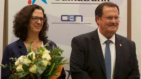 José María Urtasun con su hermana Lola