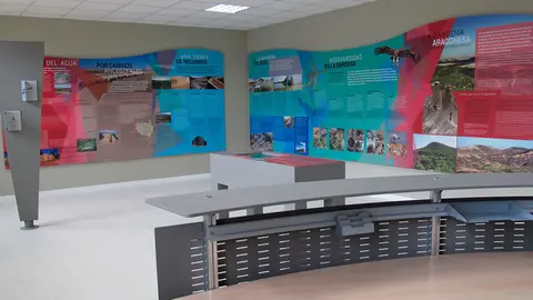 Interior del Centro de Visitantes de Bardena Aragonesa
