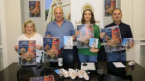 Presentaci&oacute;n de los actos de la Virgen de la Pe&ntilde;a de Fusti&ntilde;ana