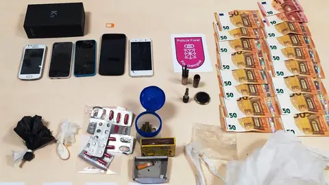 Drogas, dinero y tel&eacute;fonos recuperados
