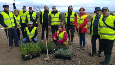 Reforestaci&oacute;n de la Asociaci&oacute;n Mu&eacute;rdago
