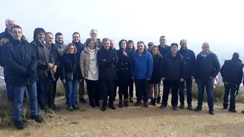 Foto de grupo de la visita a la zona