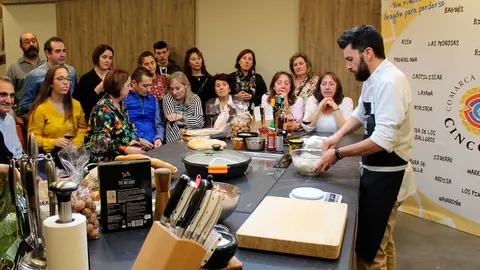 Los talleres de la Semana Gastroalimentaria de las Cinco Villas celebrados en &lsquo;Escuela de sabor&rsquo;, han colgado el cartel de &lsquo;completo&rsquo;
