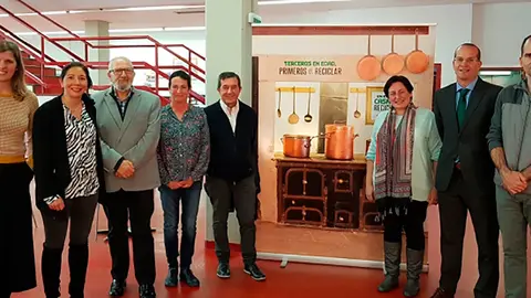El Gobierno de Aragón y Ecoembes presentan el proyecto &ldquo;Terceros en edad, primeros en reciclar&rdquo; en Huesca