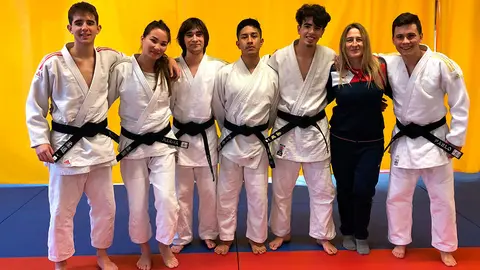 Miguel Gómara, Mariya Kirbizhekova, Adrián Álvaro, Cristopher Pintado, Óscar Pérez, Maika Burgaleta y Pablo Balmont