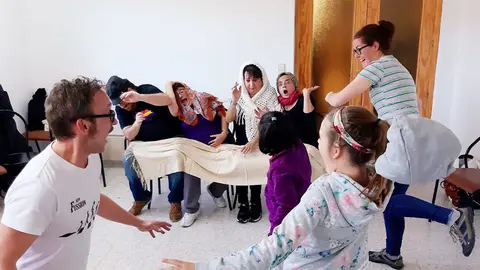 Los vecinos de El Frago se han involucrado totalmente en el proyecto de teatro colectivo que desarrollan junto a La Imaquinaria
