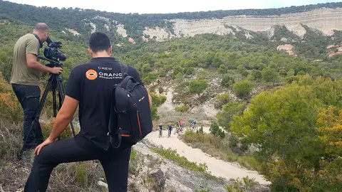 &lsquo;Senderos del mundo&rsquo; est&aacute; protagonizado por Amador, Juan y Ana, quienes muestran diferentes zonas de Espa&ntilde;a y el mundo a trav&eacute;s de rutas tur&iacute;sticas. En la imagen, la que se grab&oacute; en la Comarca de las Cinco Villas.