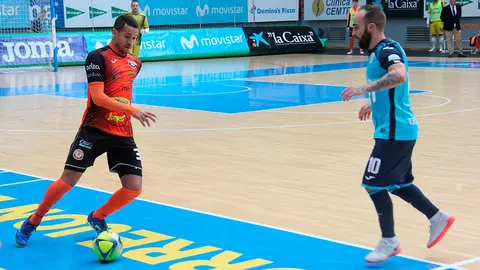 Thalles en su debut con la camiseta del Ribera Navarra FS