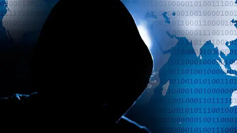 Hacker fraude phising pirateo email ordenador suplantaci&oacute;n identidad enga&ntilde;o