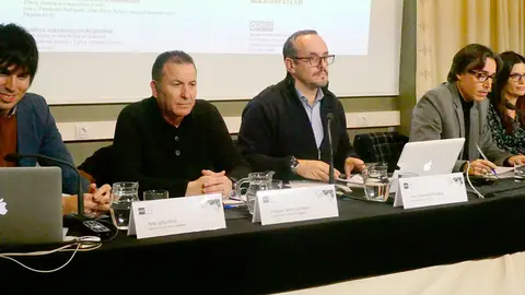 Presentaci&oacute;n revista Anal&iacute;ticos