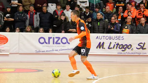 Andr&eacute;s Santos, jugador del Ribera Navarra FS