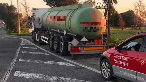 El cami&oacute;n ha sido inmovilizado por la Polic&iacute;a Foral