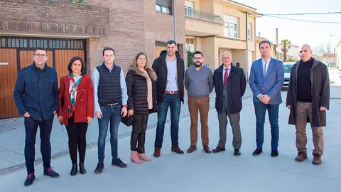 Visita para comprobar el resultado de las calles renovadas